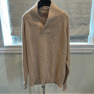 Men’s oatmeal color shawl collar Petter Millar sweater sz L